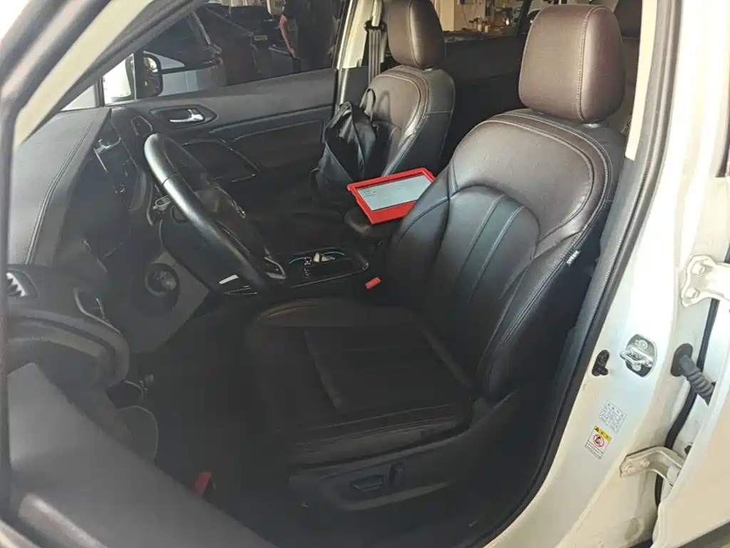 GAC Trumpchi GS4 2019 — фото 15