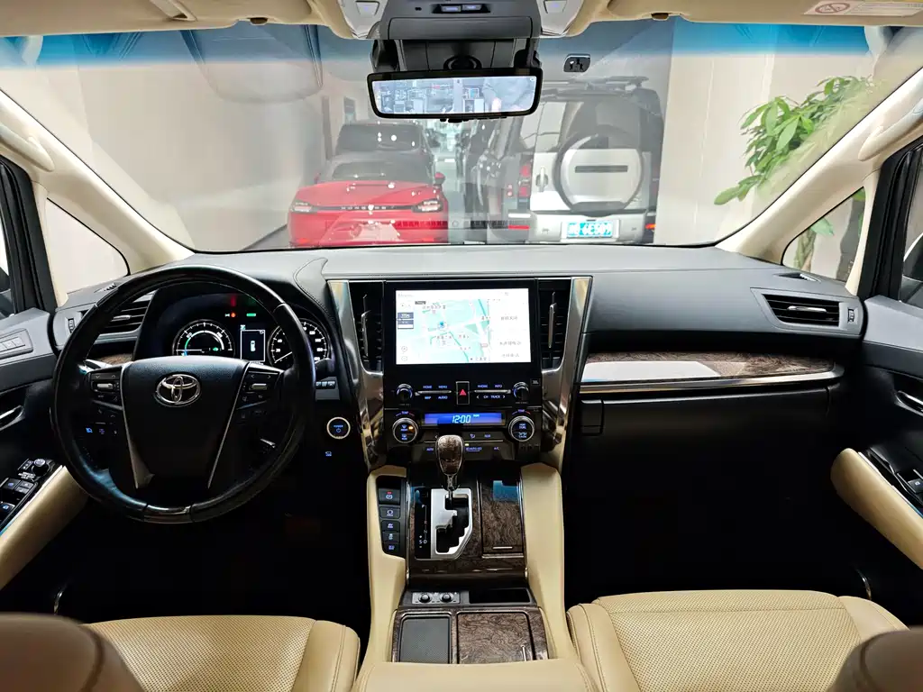 Toyota Alphard 2021 — фото 5