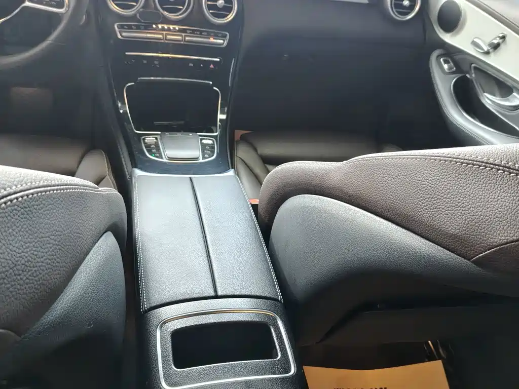 Mercedes-Benz GLC 2020 — фото 13
