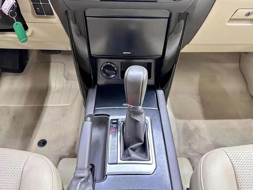 Toyota Prado 2018 — фото 13