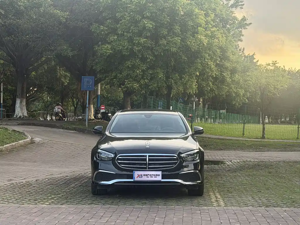 Mercedes-Benz E-Class 2023