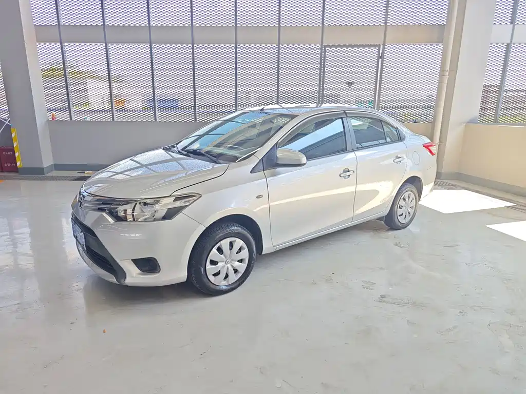 Toyota Vios 2016 — фото 1