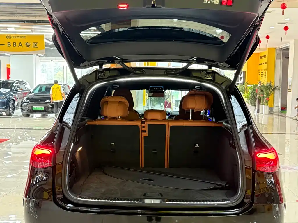 Mercedes-Benz GLC 2025 — фото 11