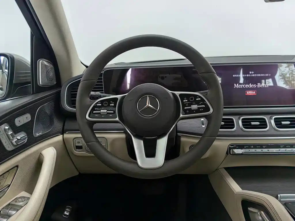 Mercedes-Benz GLE 2019 — фото 11