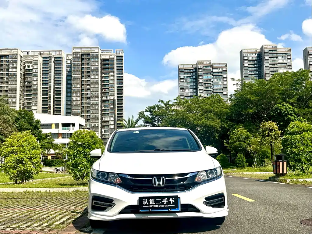 Honda Jade 2017 — фото 3