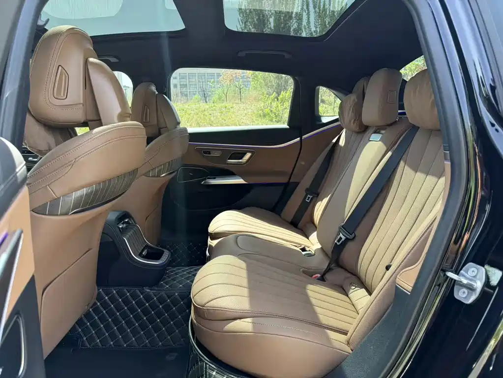 Mercedes-Benz E-Class New Energy 2025 — фото 11