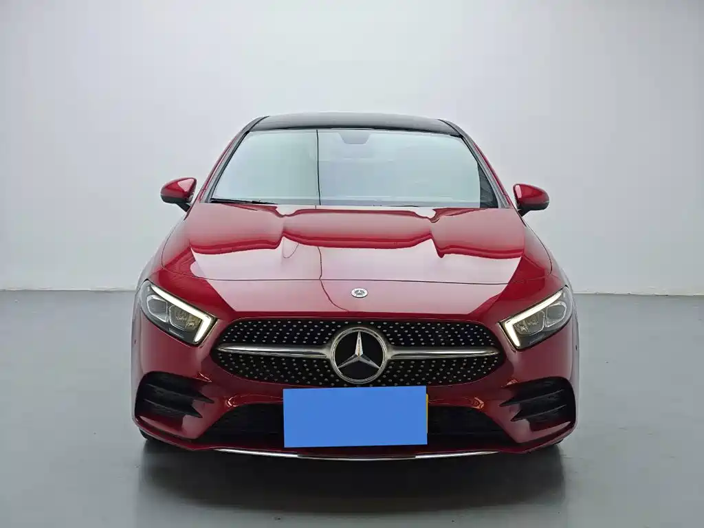 Mercedes-Benz A-Class 2023 — фото 2