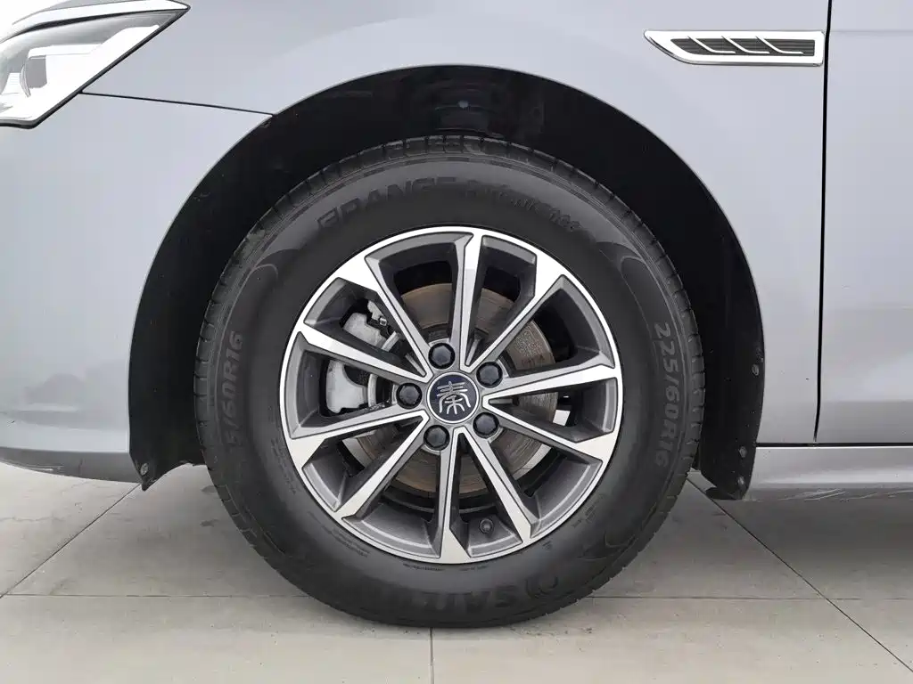 BYD Qin PLUS 2025 — фото 17