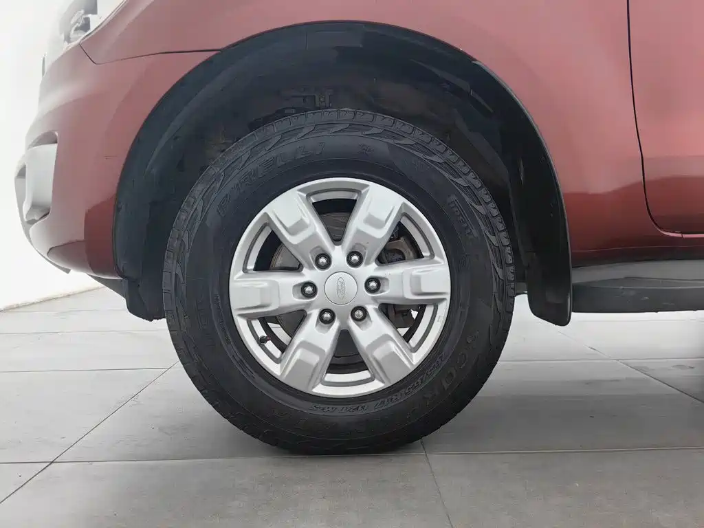 Ford Everest 2017 — фото 17