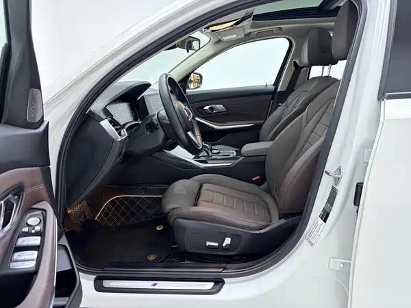 BMW 3 Series 2021