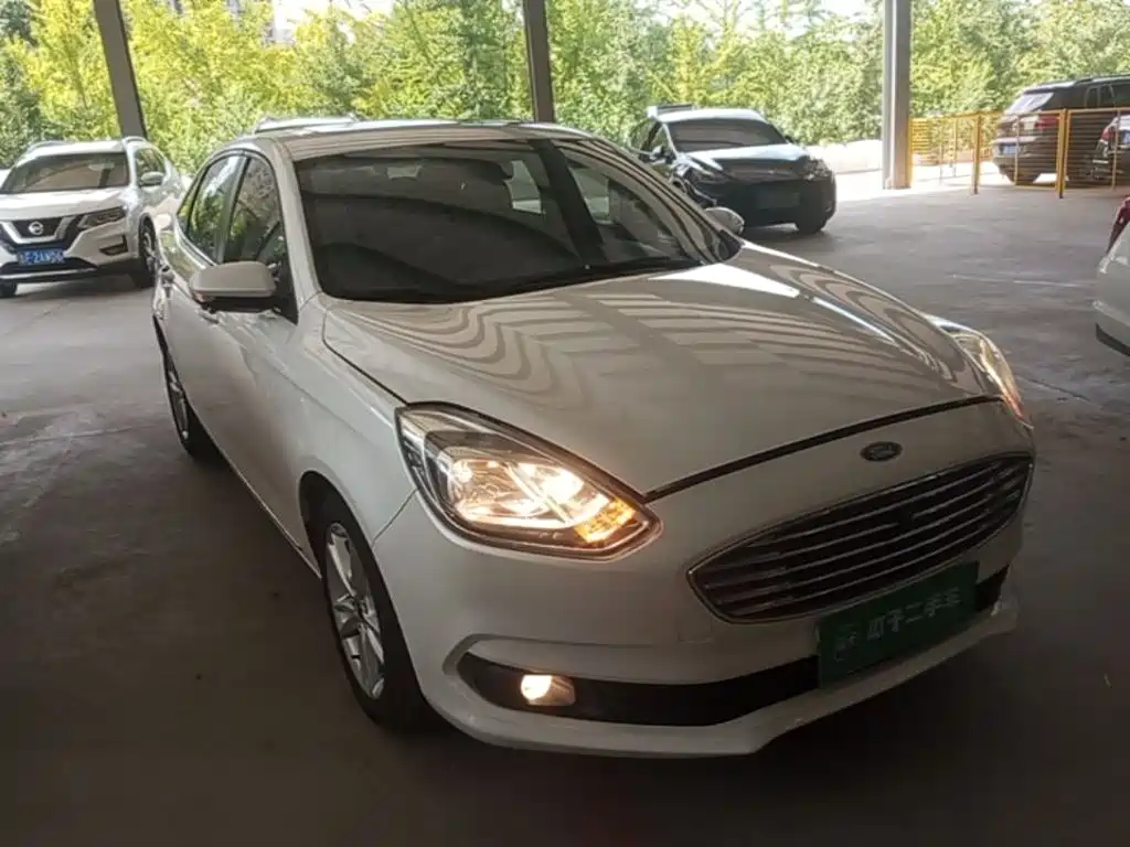 Ford Forrest 2019