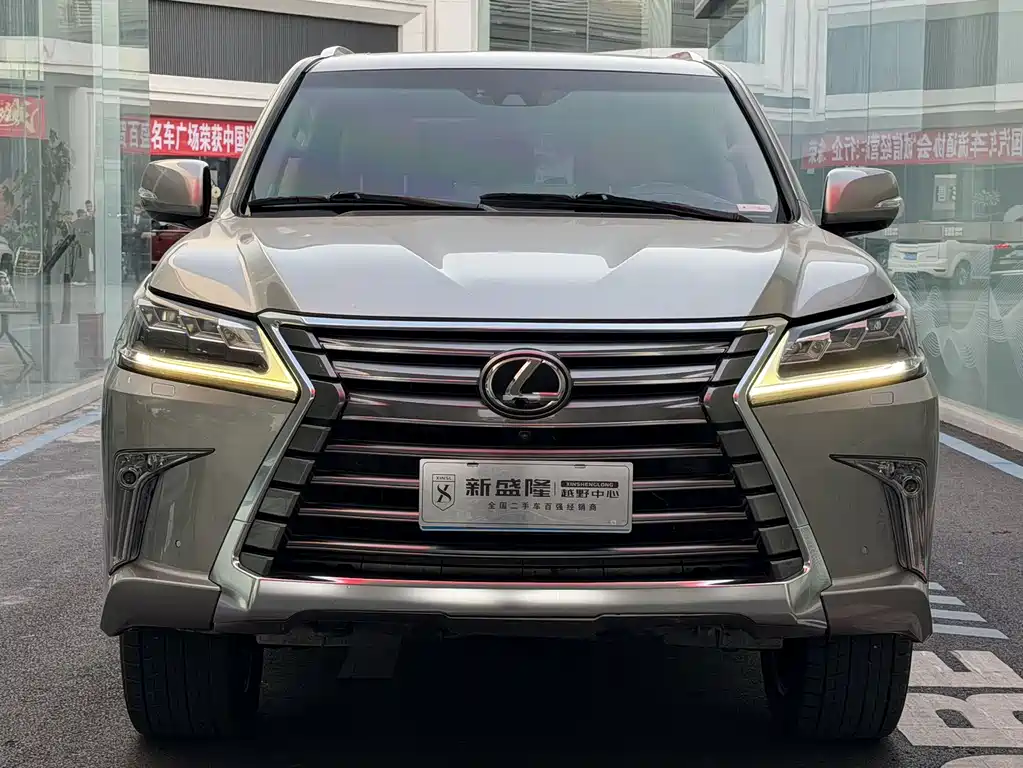 Lexus LX 2016 — фото 3