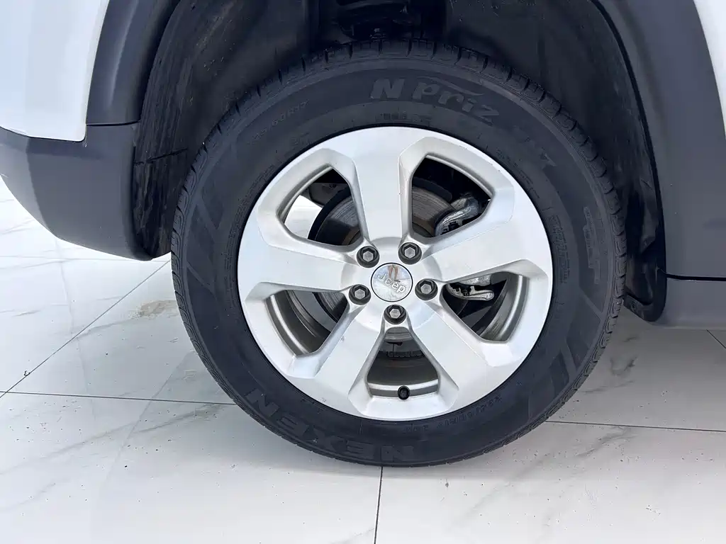 Jeep Compass 2021 — фото 24