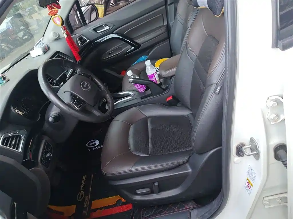 GAC Motor Trumpchi GS4 2015 — фото 16