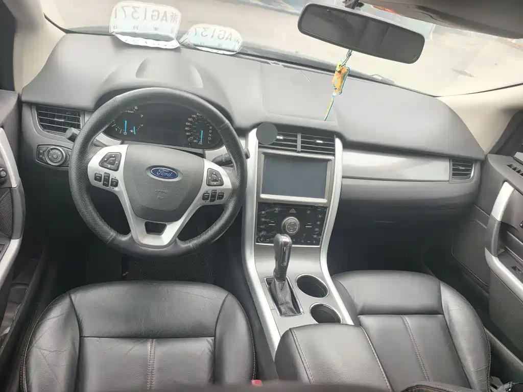 Ford Edge 2014 — фото 11