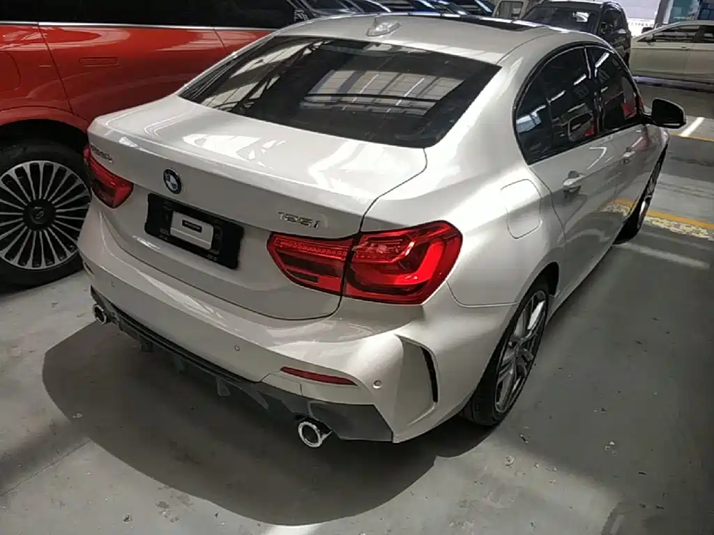 BMW 1 Series 2019