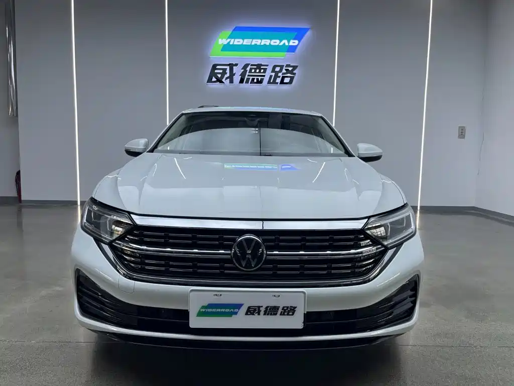 Volkswagen Sagitar 2024