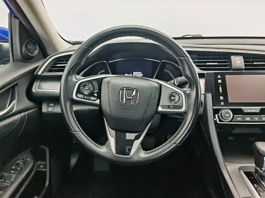 Honda Civic 2017 — фото 11
