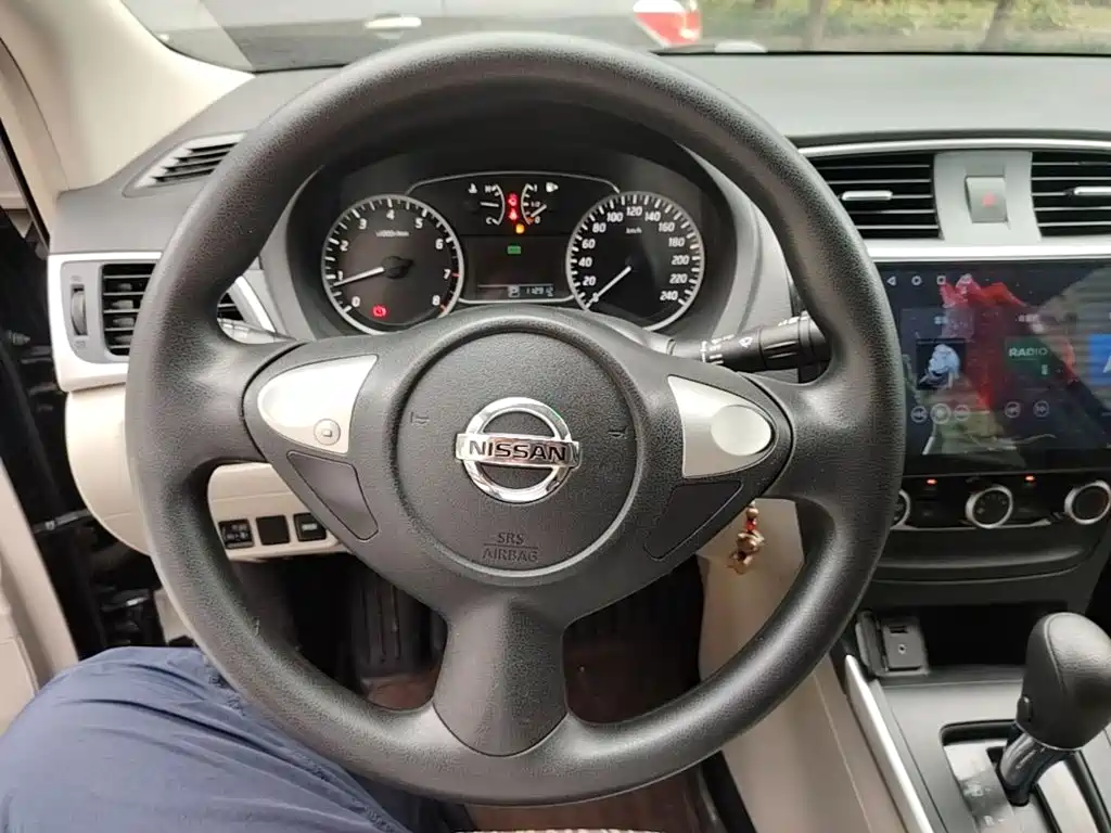 Nissan Sylphy 2017 — фото 11