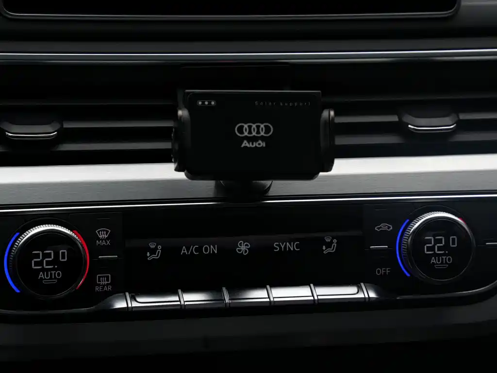 Audi A4L 2019 — фото 24