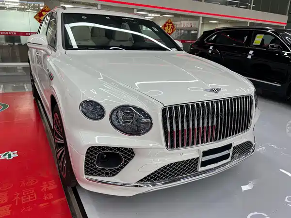 Bentley Bentayga 2024