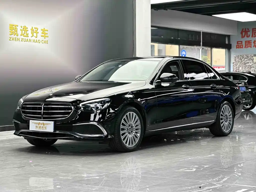 Mercedes-Benz E-Class 2023 — фото 1