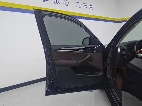 BMW X3 2021