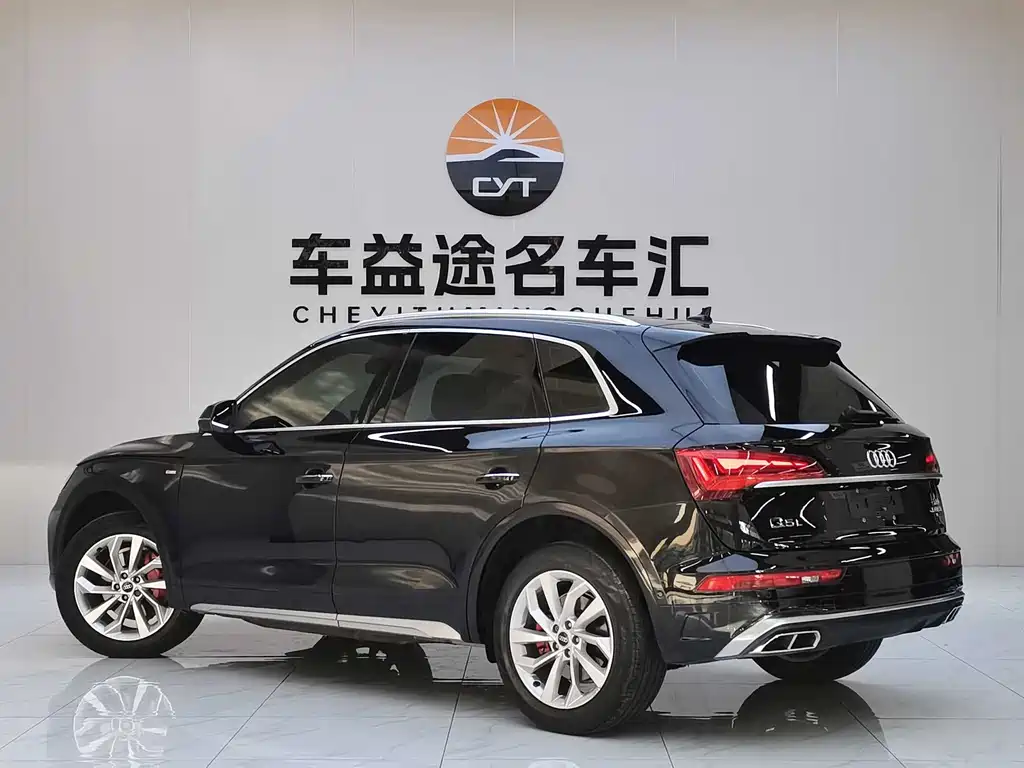 Audi Q5L 2022 — фото 3