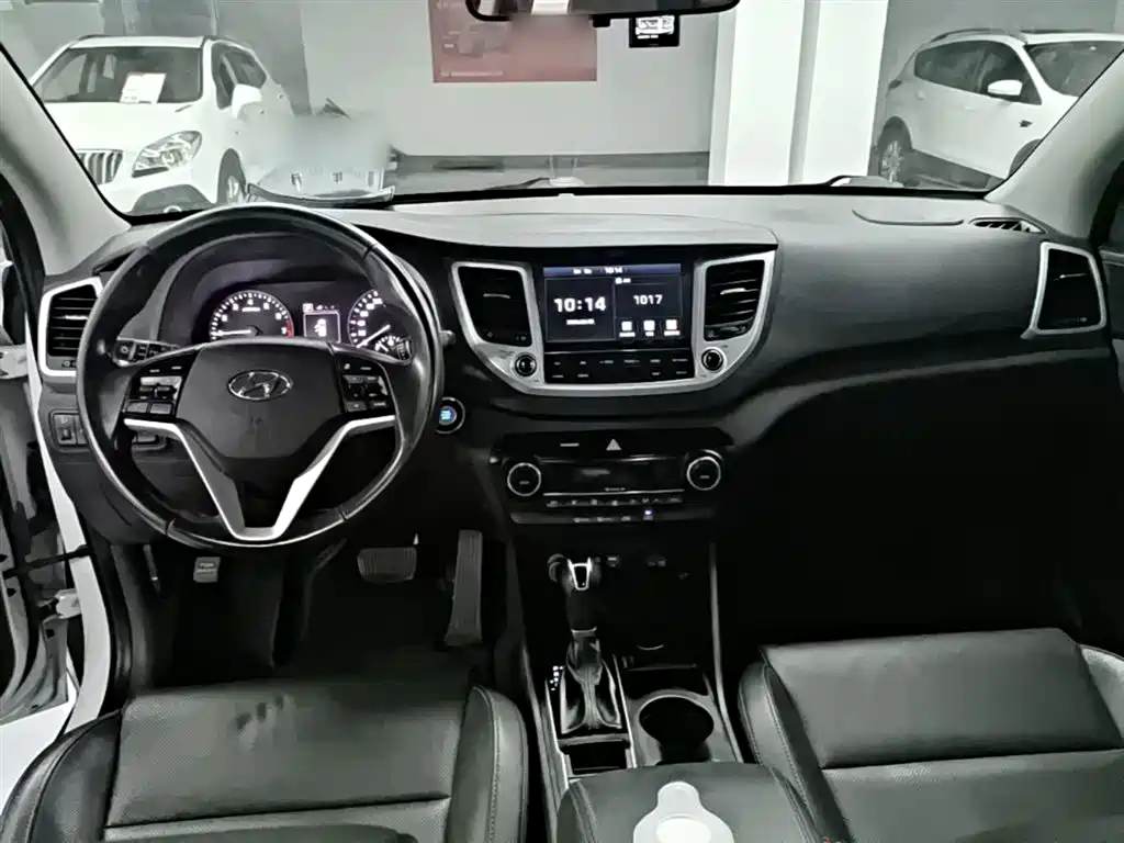 Hyundai Tucson 2018 — фото 10