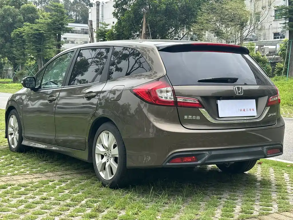 Honda Jade 2015 — фото 7
