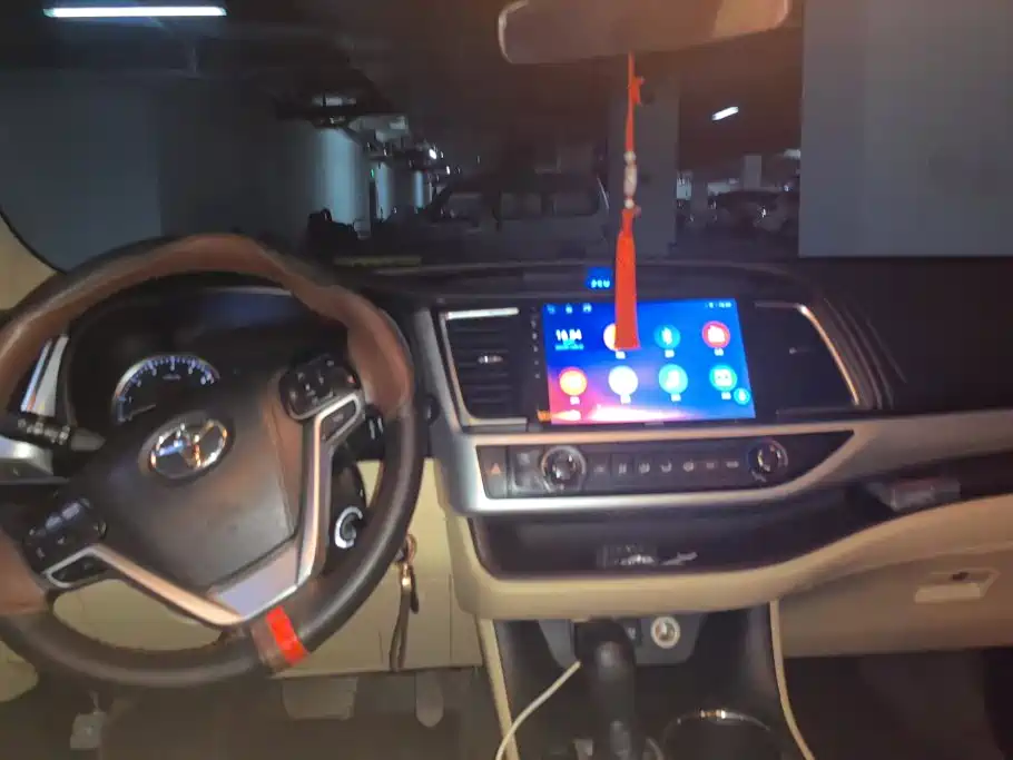 Toyota Highlander 2020 — фото 12