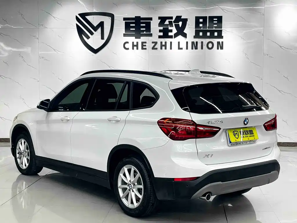 BMW X1 2019 — фото 6