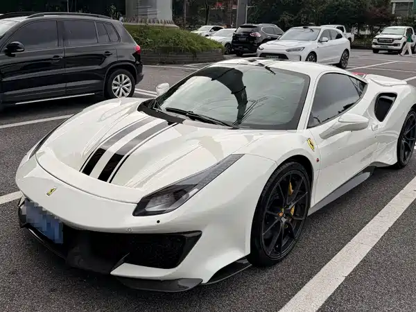 Ferrari 488 2018