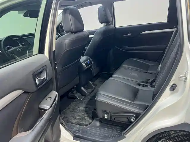 Toyota Highlander 2019 — фото 13