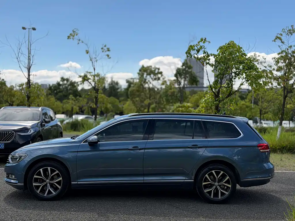 Volkswagen Viloran 2018 — фото 12