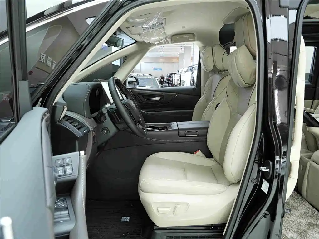 Toyota Alphard 2025 — фото 11
