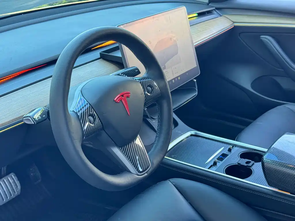 Tesla Model 3 2022 — фото 14