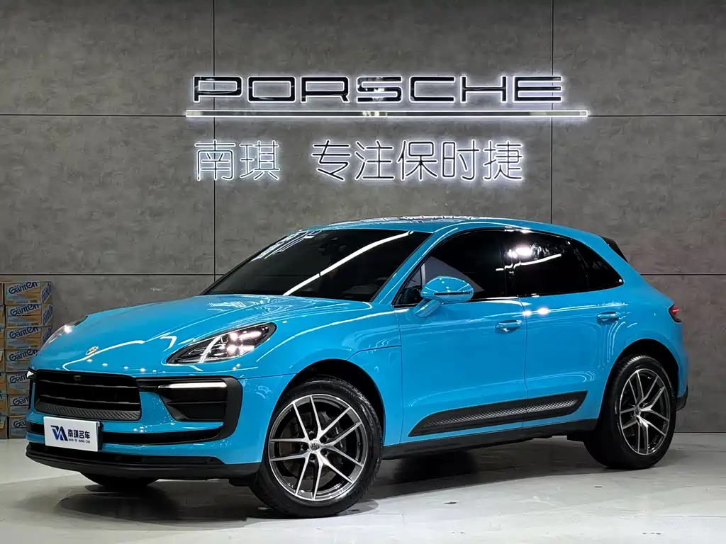 Porsche Macan 2022 — фото 1