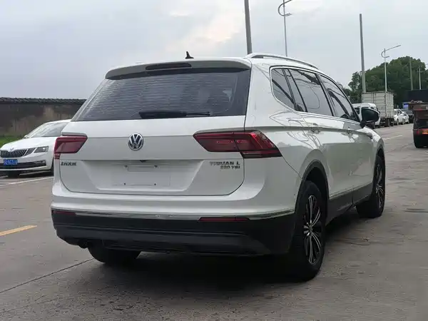 Volkswagen Tiguan L 2017