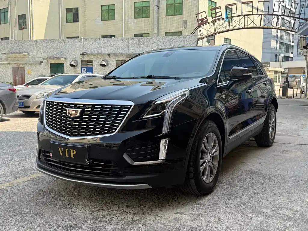 Cadillac XT5 2019 — фото 1