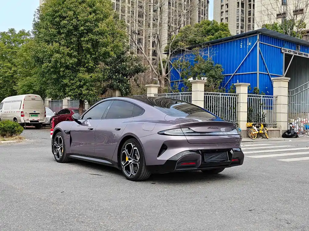 Xiaomi SU7 2024 — фото 10