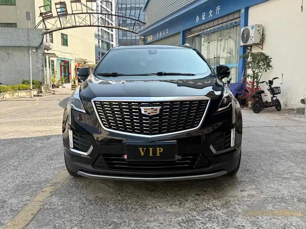Cadillac XT5 2019 — фото 2