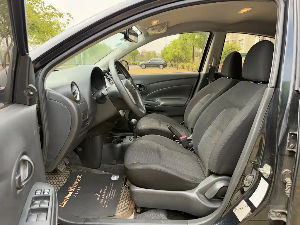 Nissan Sunny 2016 — фото 12
