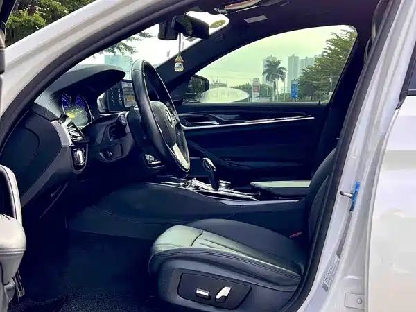 BMW 5 Series 2018