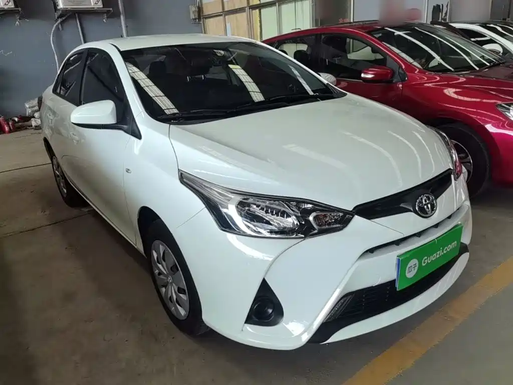 Toyota Yaris L 2020
