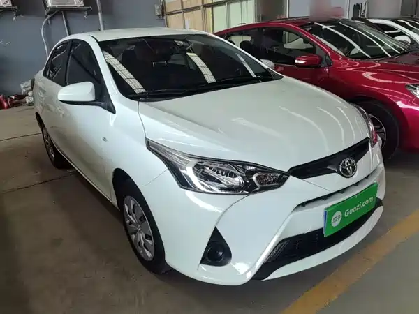 Toyota Yaris L 2020