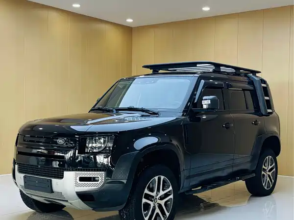 Land Rover Defender 2023