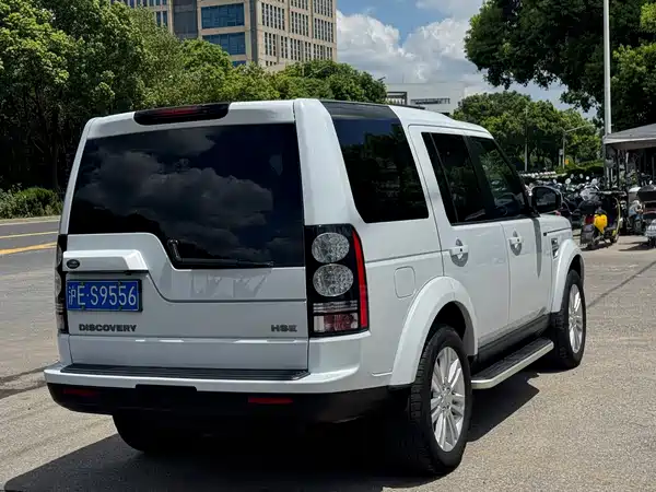 Land Rover Discovery 2016
