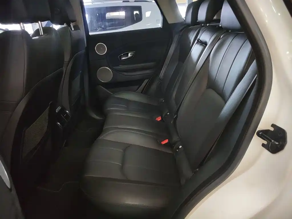 Land Rover Range Rover Evoque 2018 — фото 17