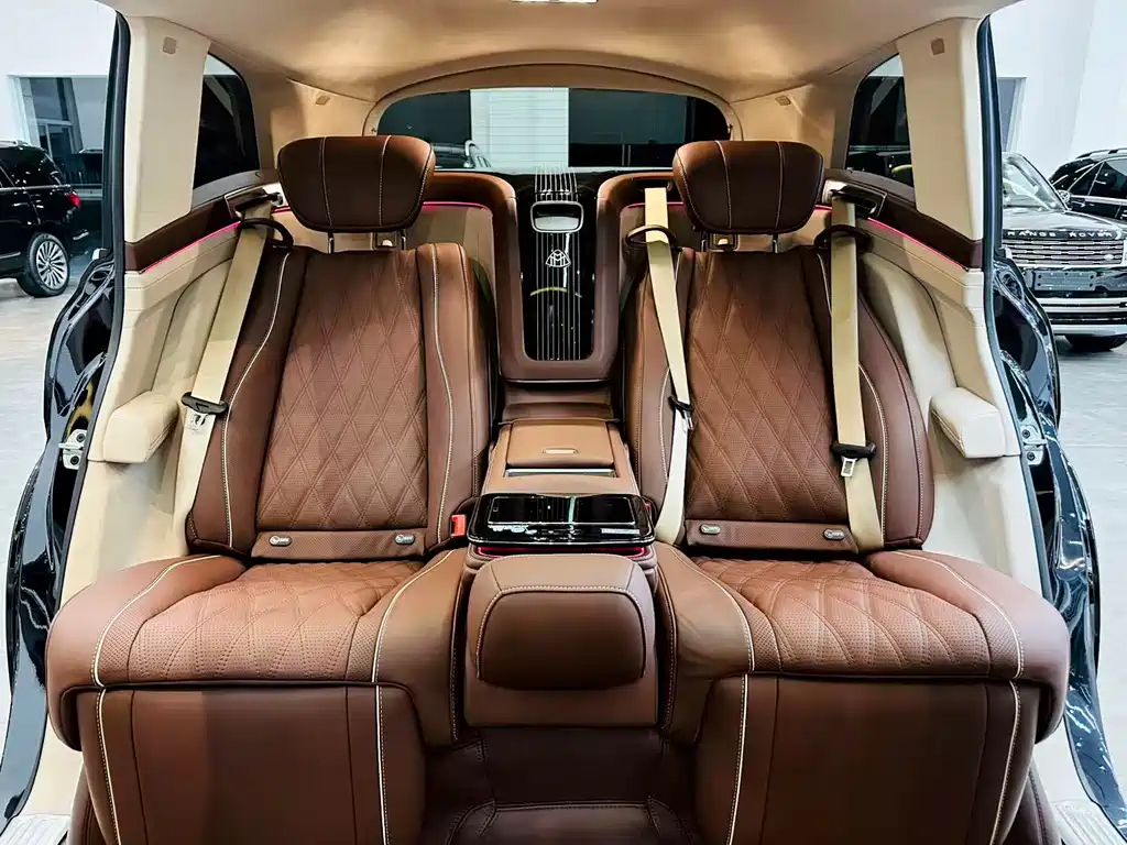 Mercedes-Benz GLS 2024 — фото 10